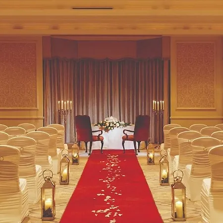 Hotel Nuremore & Country Club 4*