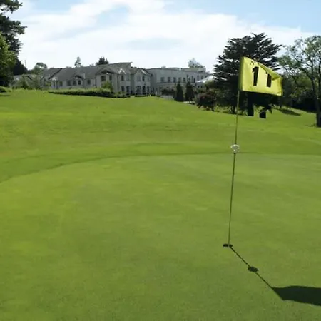 Nuremore & Country Club