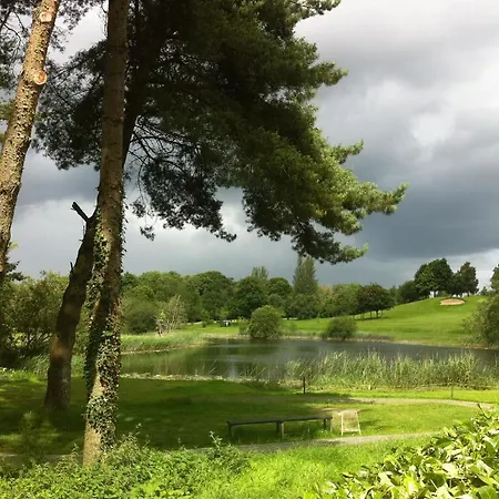 Nuremore & Country Club 酒店 4*