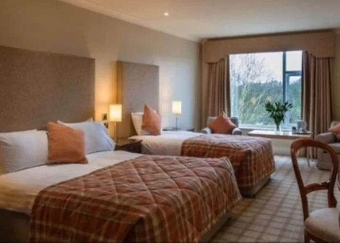 מלון Nuremore & Country Club 4*