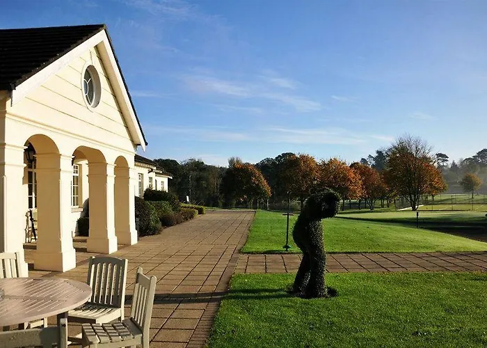 호텔 Nuremore & Country Club